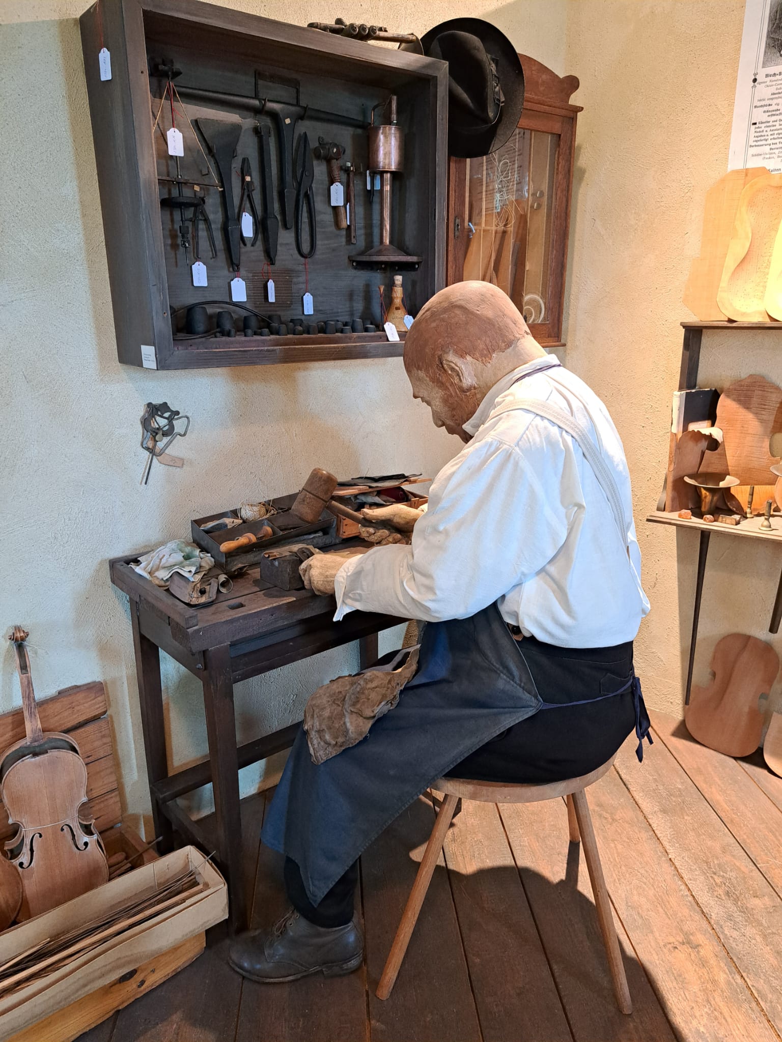 Instrumentenbauer