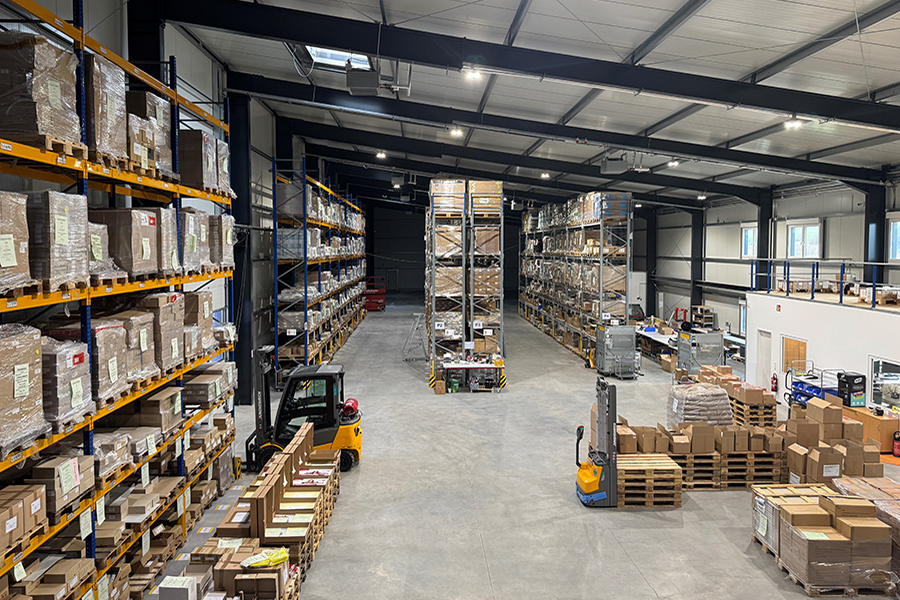 Halle im Bereich Produktion der IVB Direktmarketing GmbH